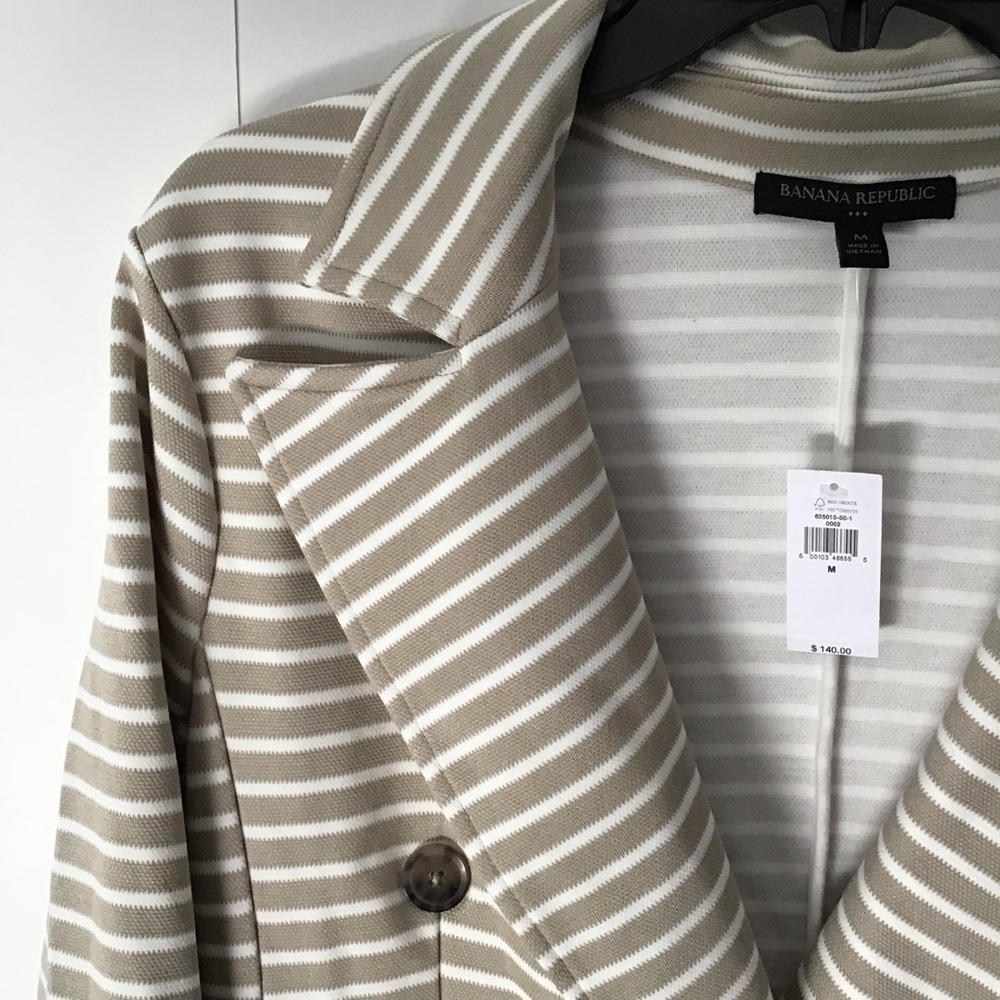 NWT Women’s Banana Republic Pique Knit double Breasted Blazer Jacket M - Picture 8 of 9